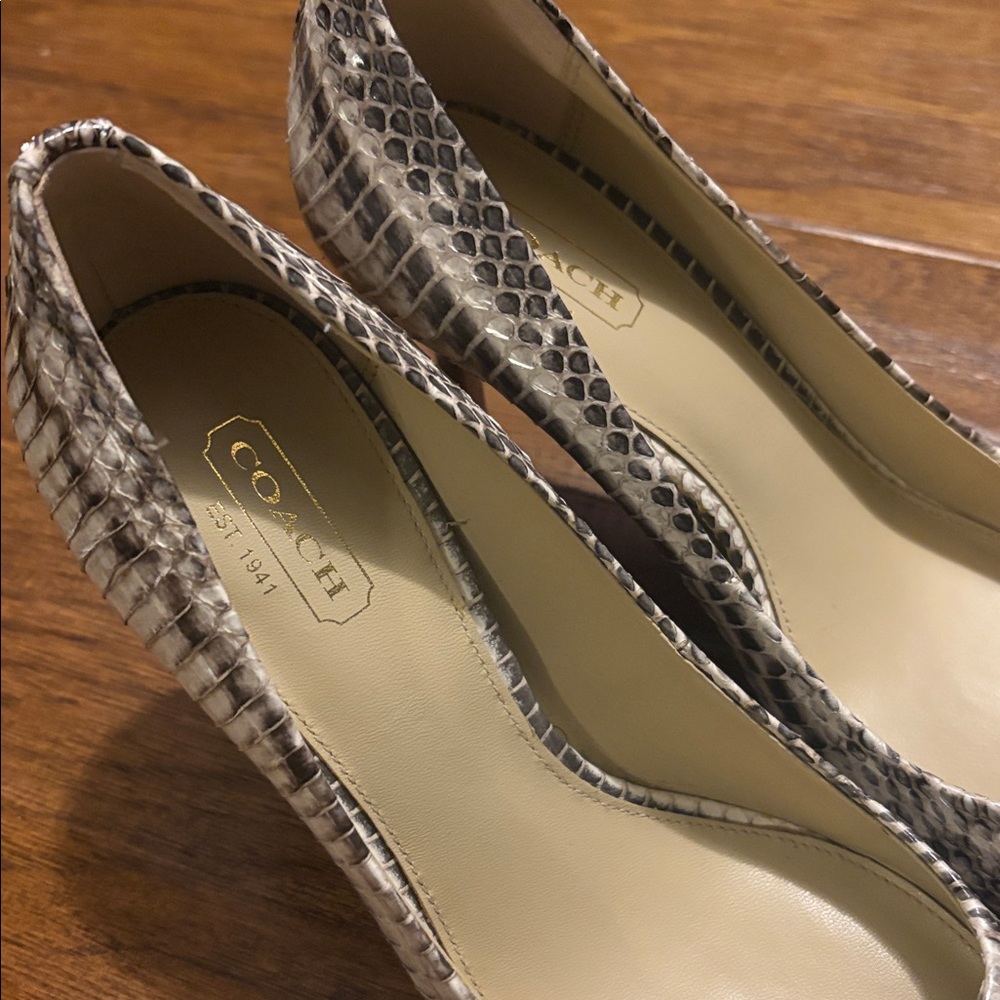 Coach Women's Black and White Patterned Heels - Picture 2 of 4
